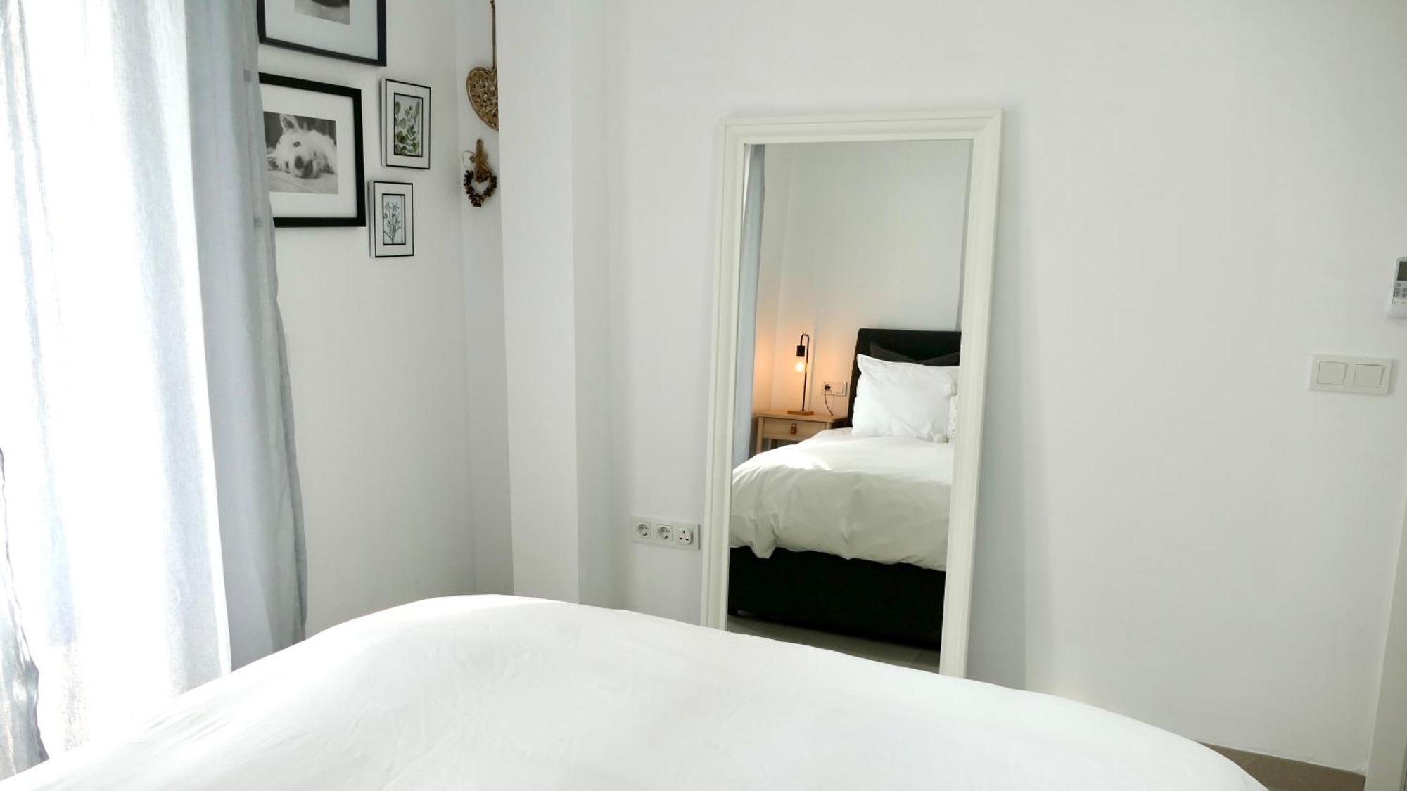 Casita Frigiliana - Stunning New Apartment With Views With Private Parking Space Eksteriør bilde
